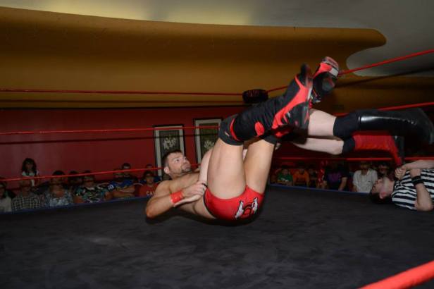 998076_417020808415310_751176091_n