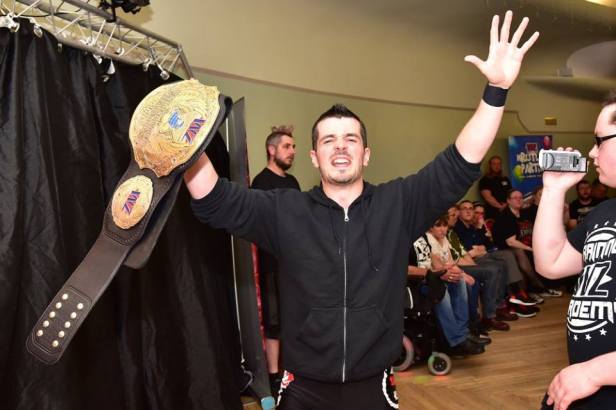 35051137_1987686101273147_5978083971924230144_n