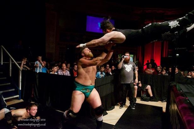 40619902_2153455344696221_2232054818233384960_n