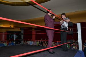 550976_261305933986799_1776491249_n